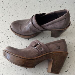 Born Haddon Taupe Leather Slip On Clog Casual Shoes Block Heel Platform Size 6.5